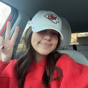 Meet your Posher, Addy